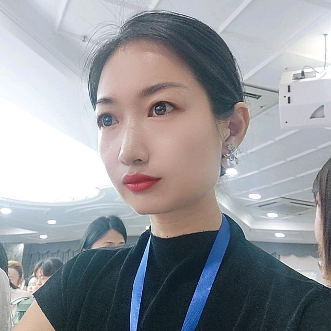 纤姿达程秀