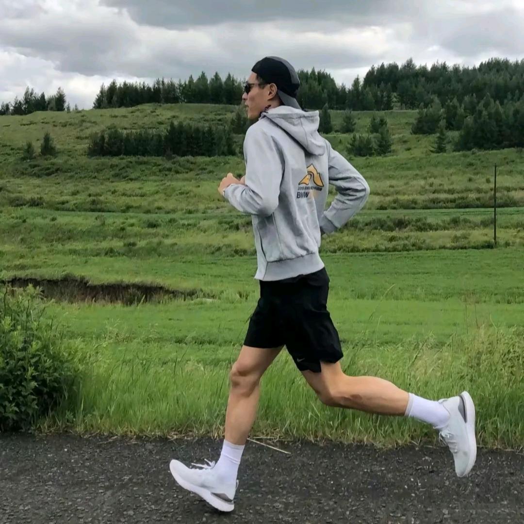 阿新穿搭