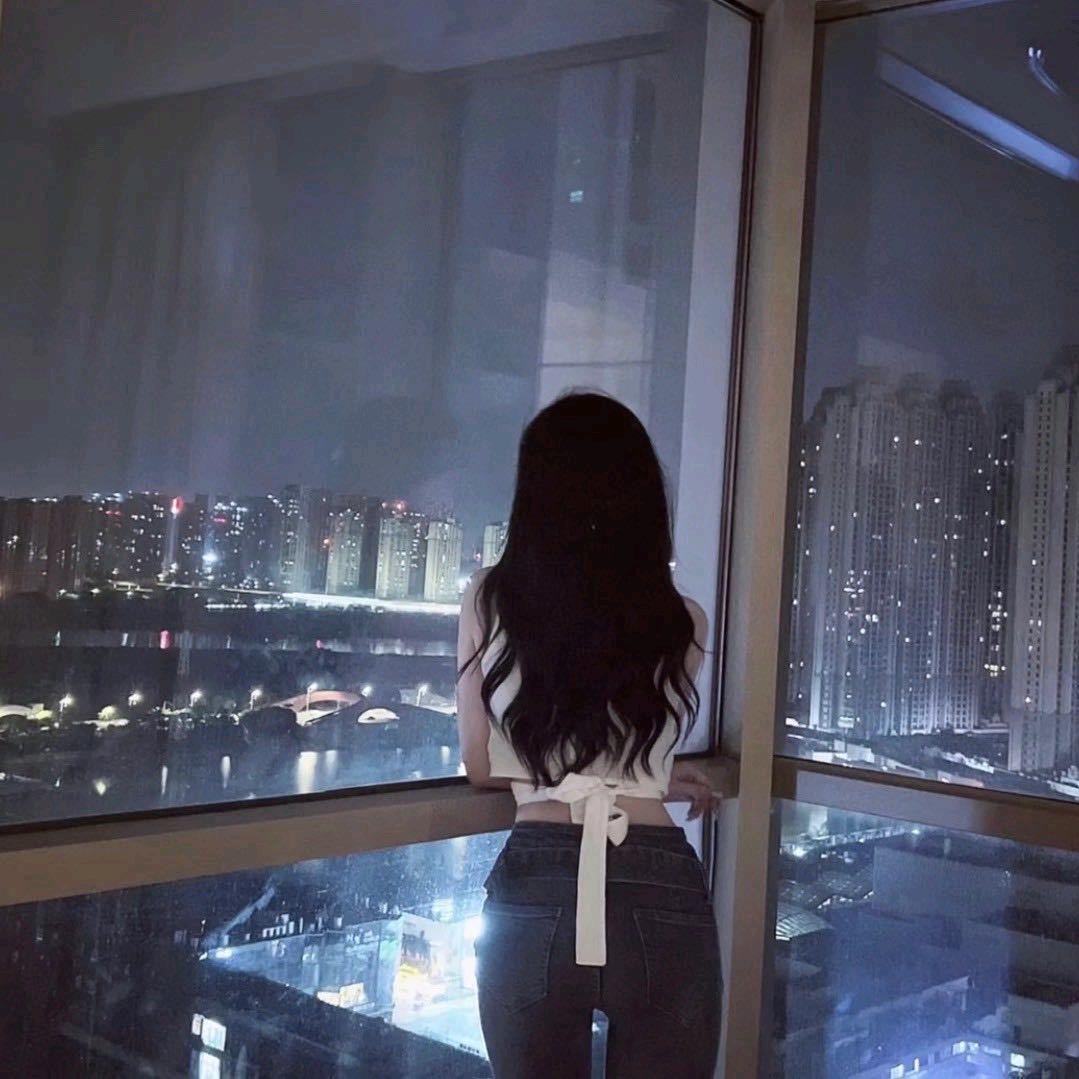 芳芳单身女娃