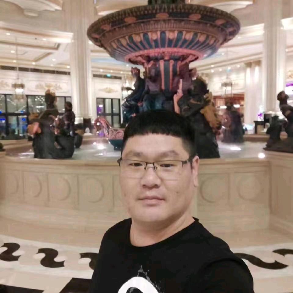 河南柘城，平原驾校 大树