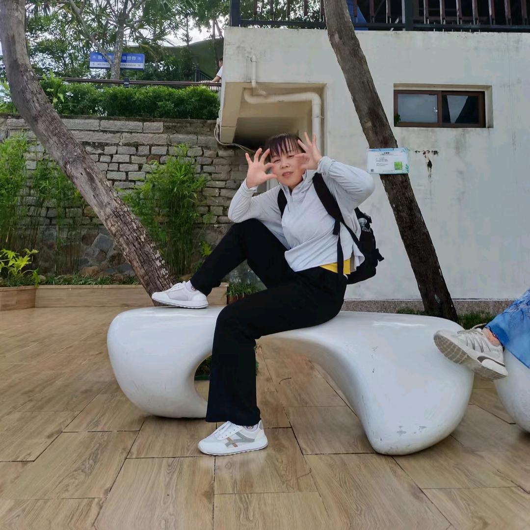 张月