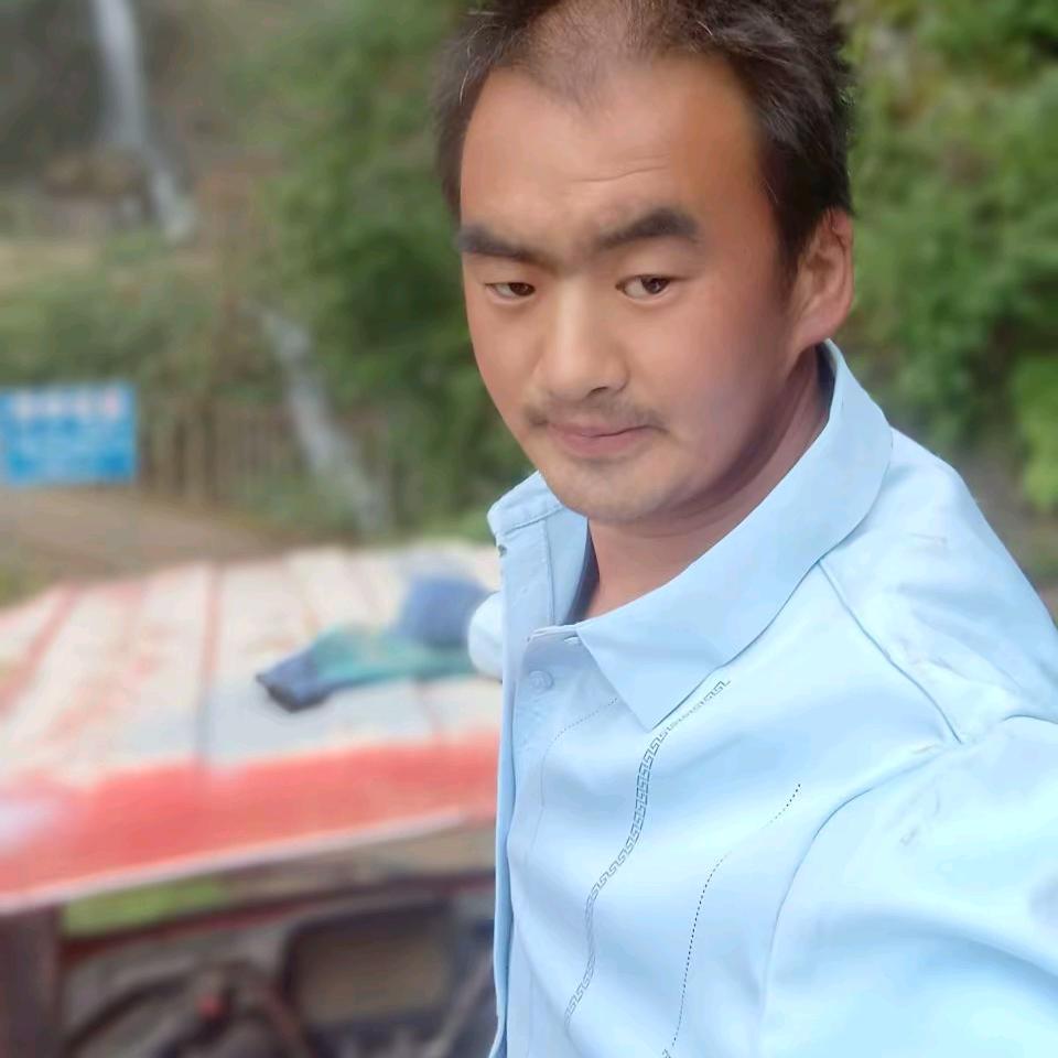 坤哥