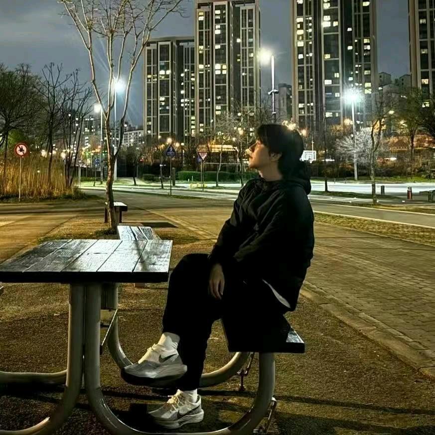 不讲李 •͈ ₃ •͈꧞