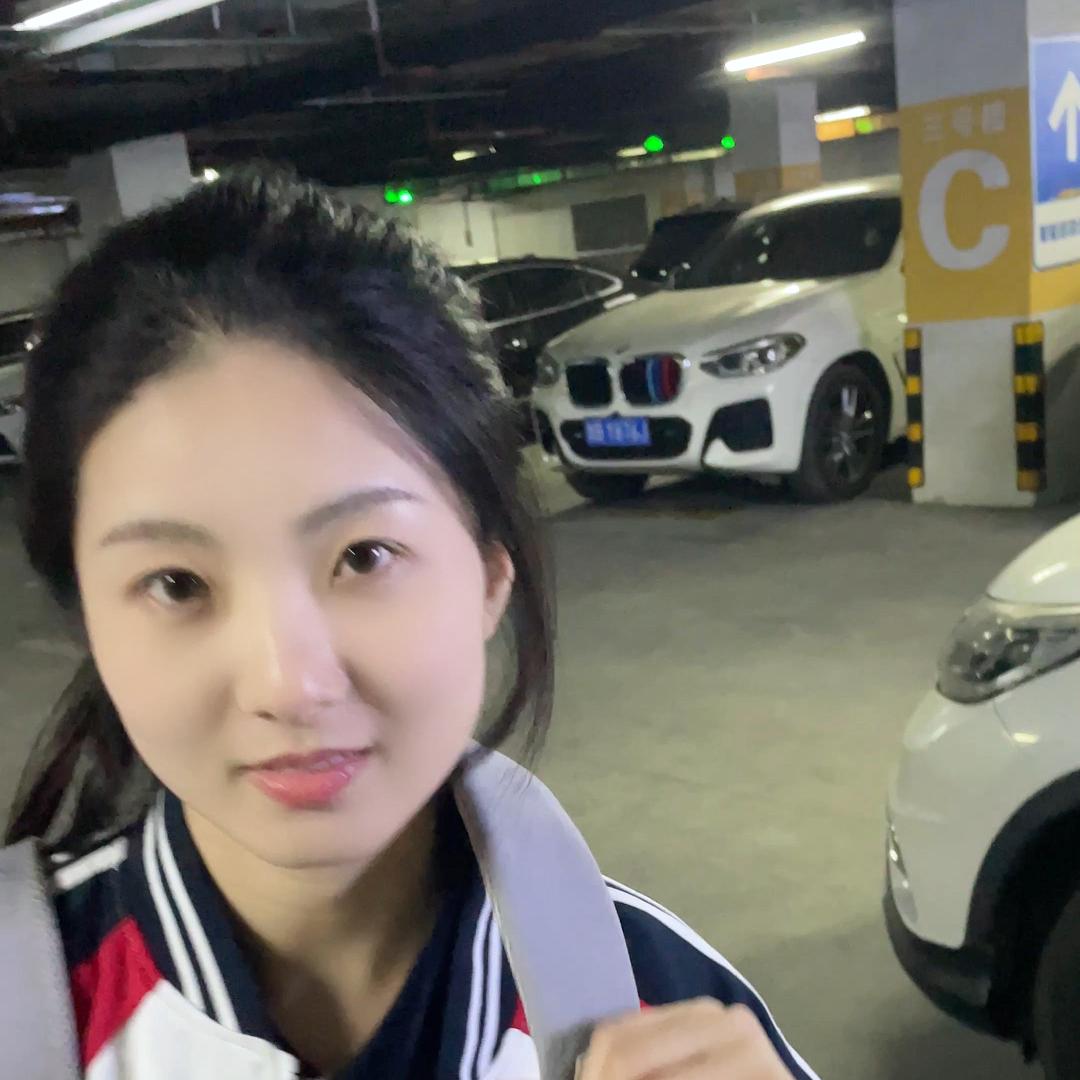 小李成绩特别好