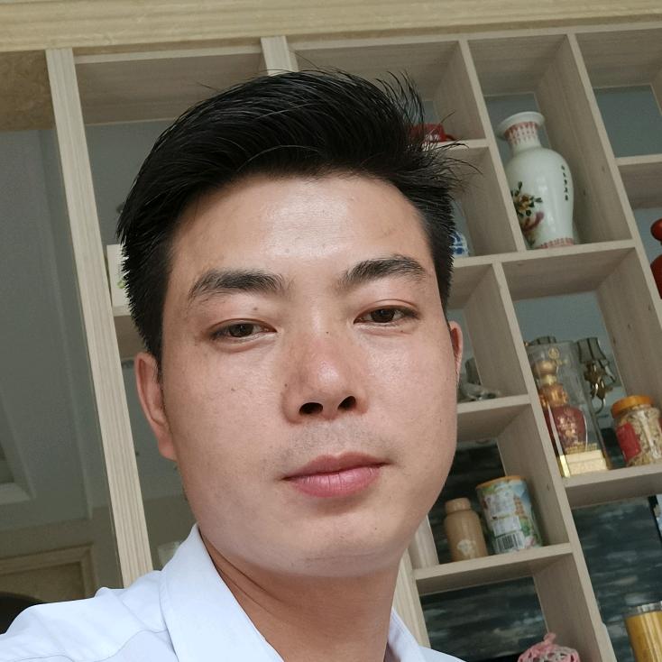 屈  涛