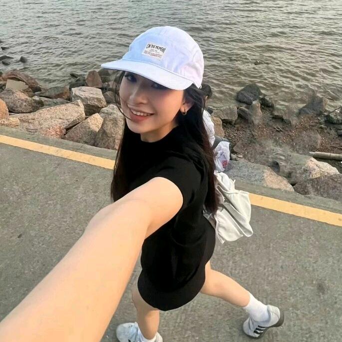 🕊️李遇