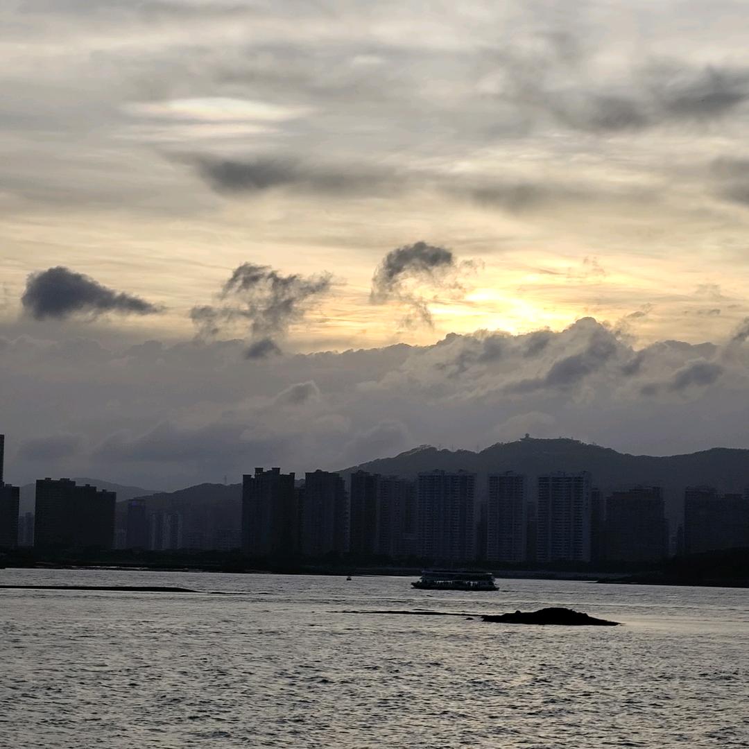 小可爱就是我呀呀