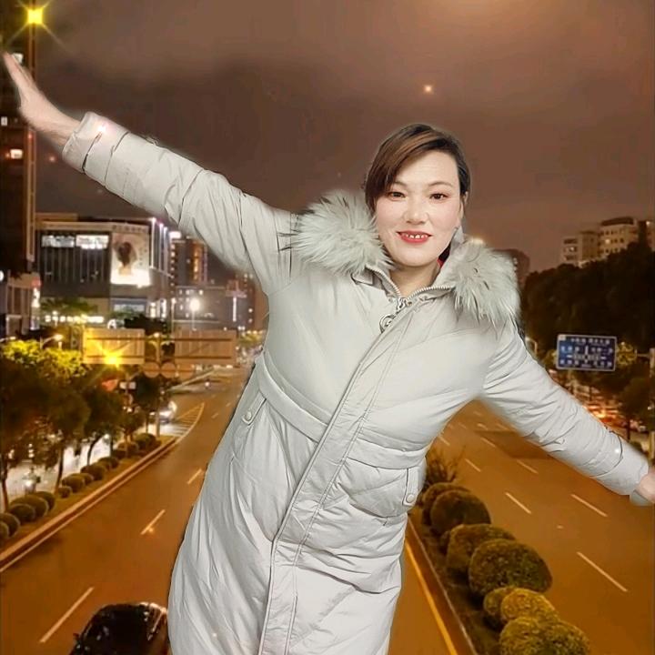秀、丽山河