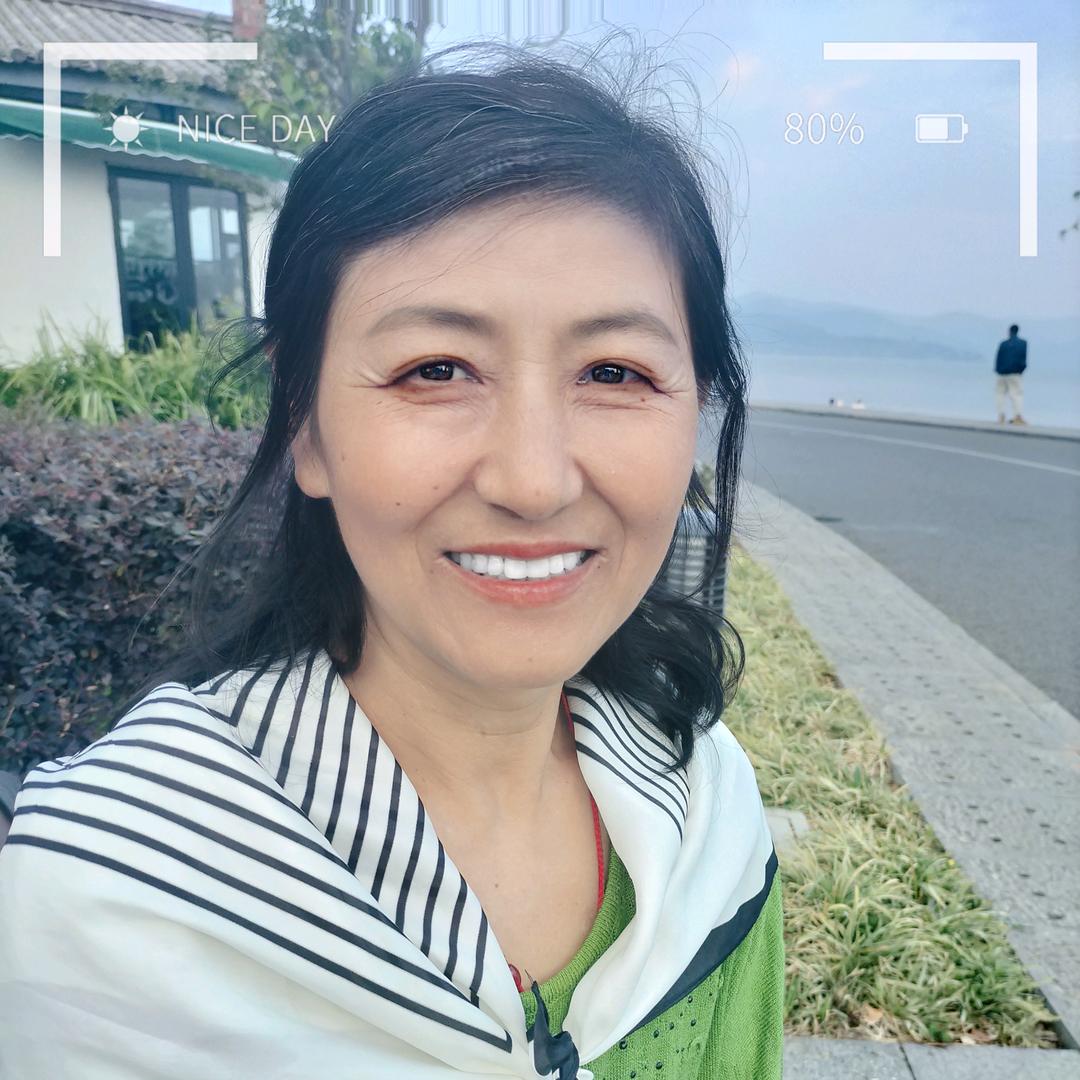 ╭(╯凤云╭(╯