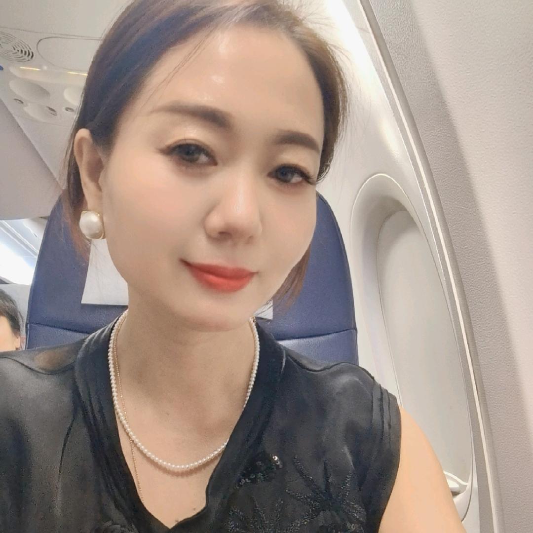 阿甘:在芒市做金包银内衣20年