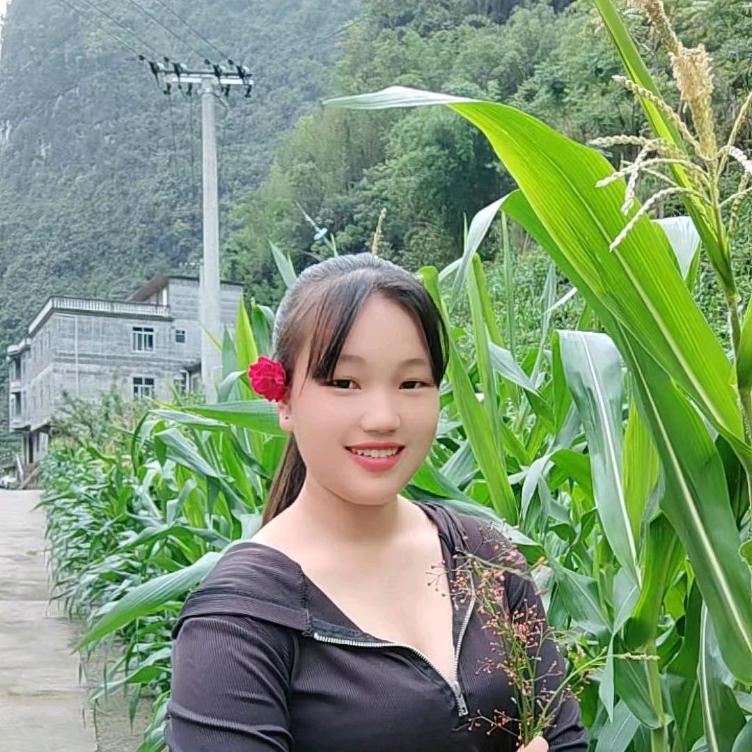 美美小