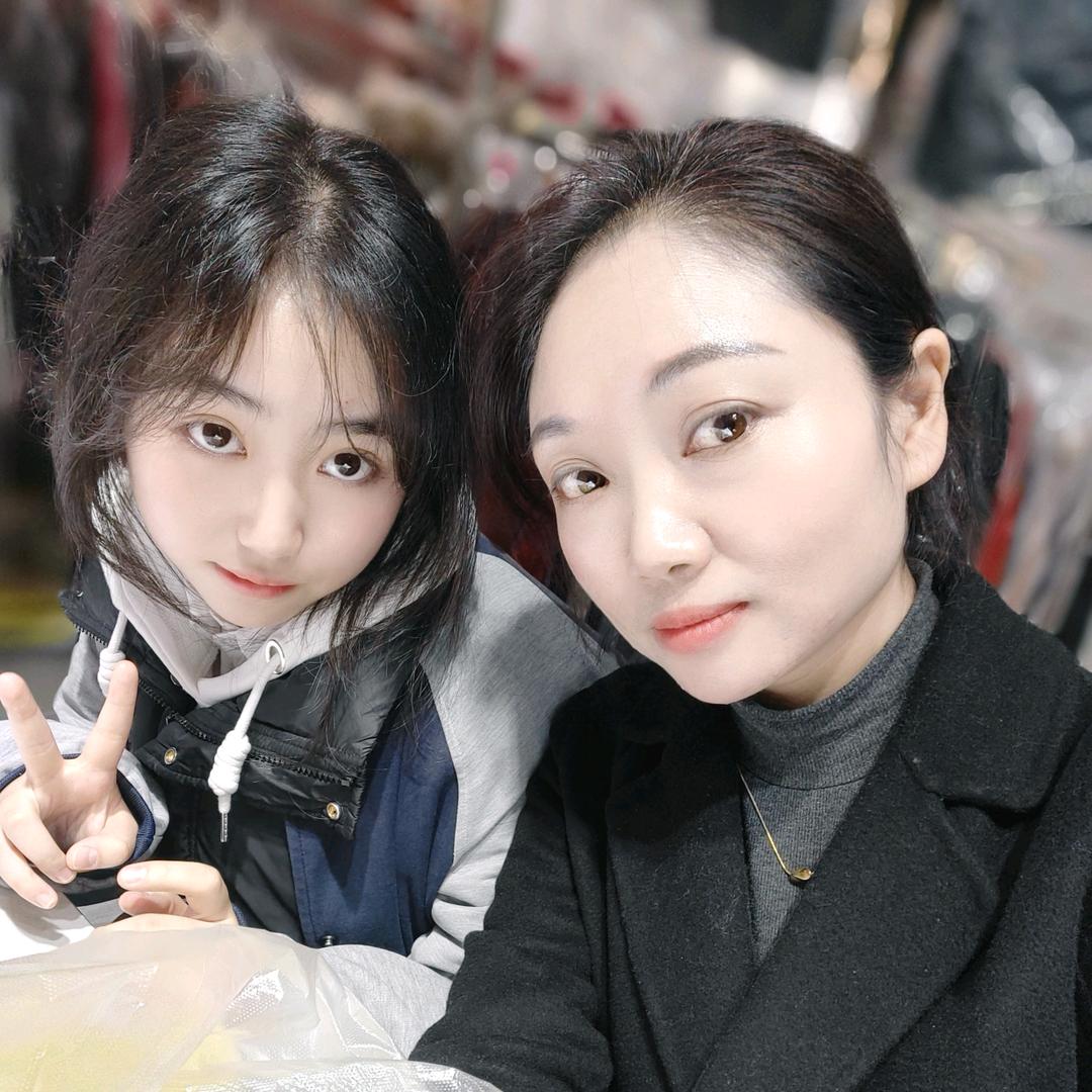 财神爷的独宠女友