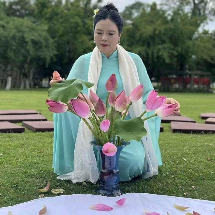 许竞之家庭教育.