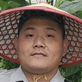 乡巴佬！文化传媒