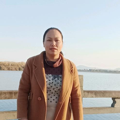 英子