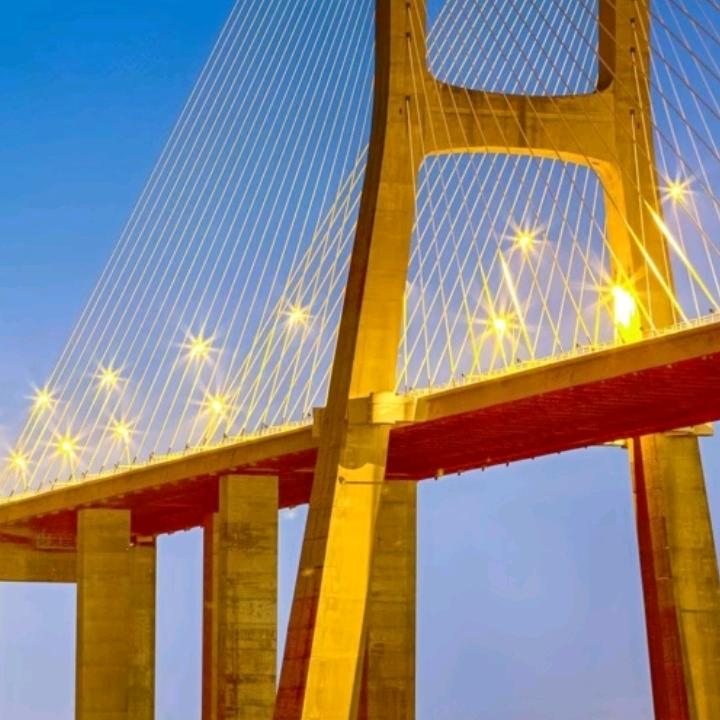 云朵偷喝月亮酒：