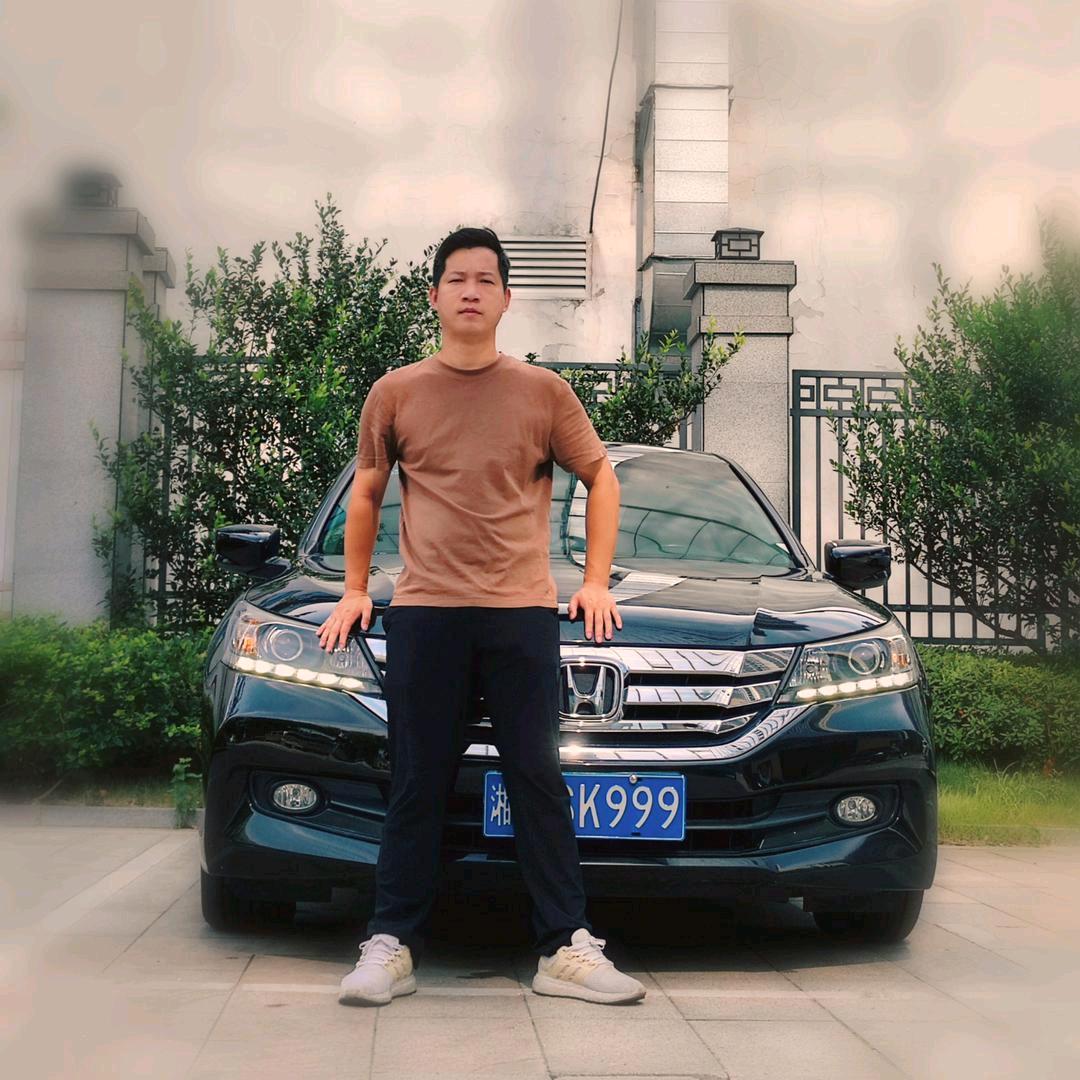 岳阳轩哥二手车（大量收车）