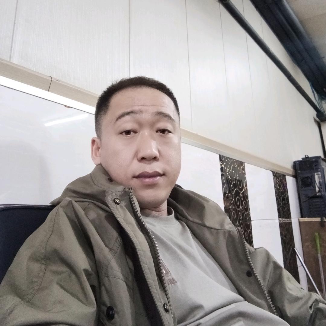 俊哥地摊烤串