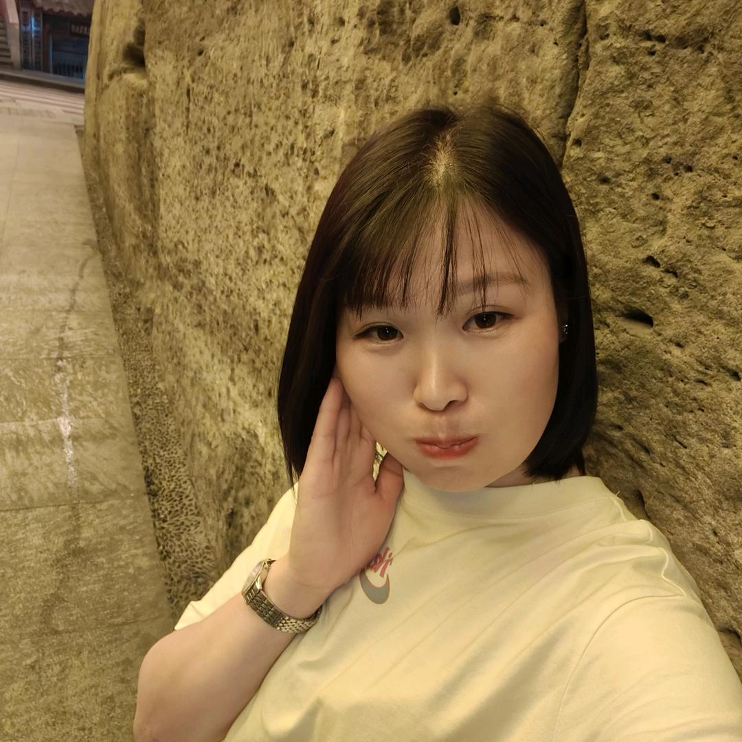 杨晓橦（谢绝连赞）