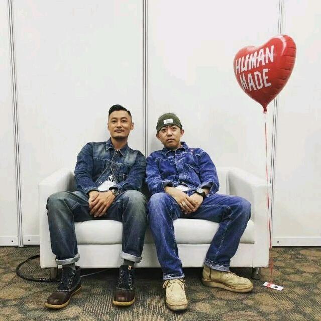 嘿_