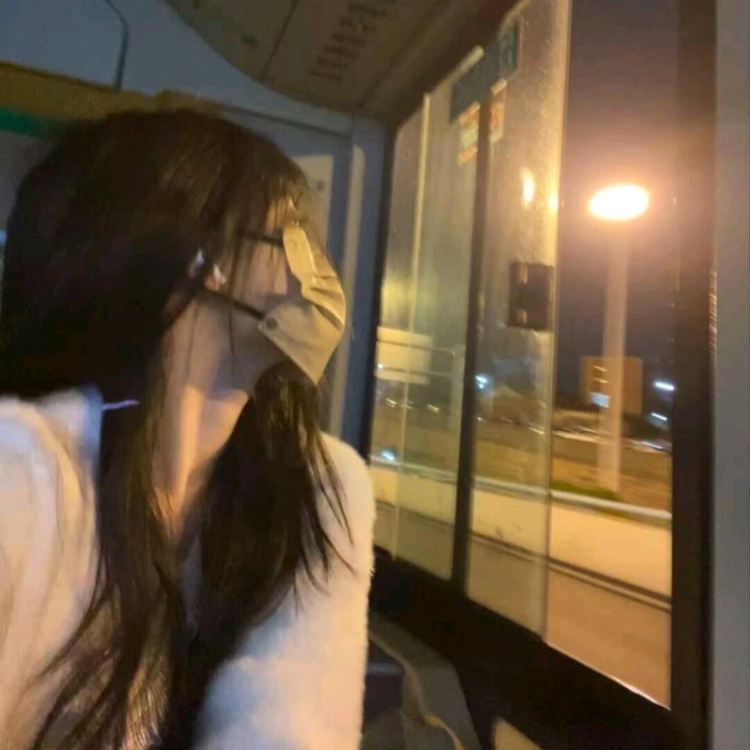 是小九哇