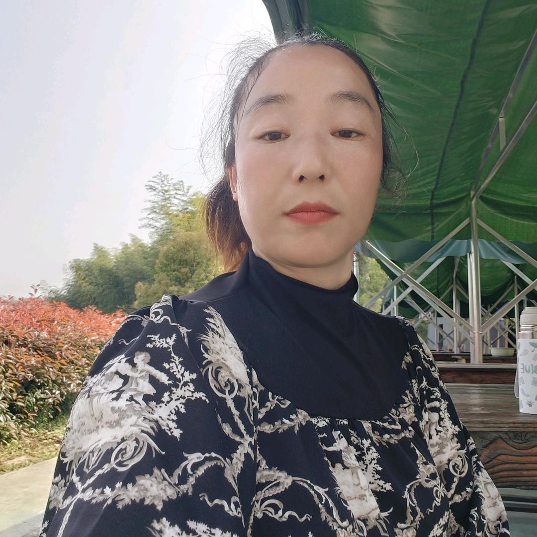 萍水相逢