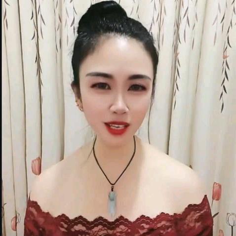 龙里舞媚娘