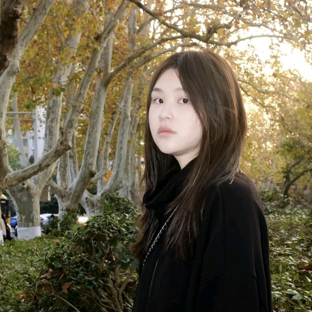 吃不饱饱（时尚穿搭）