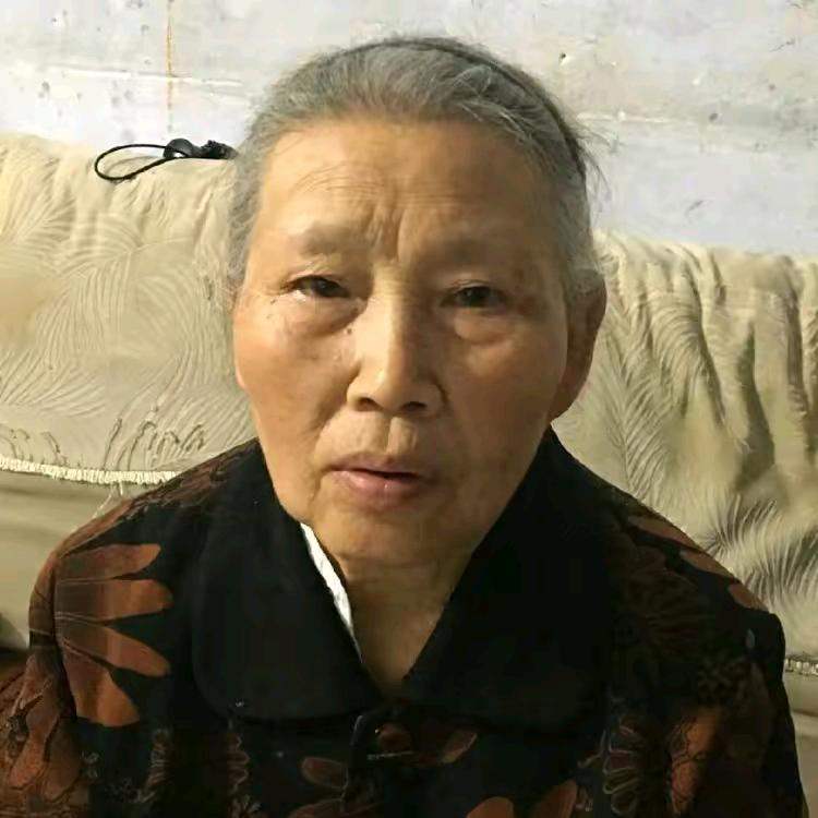 韦成珍