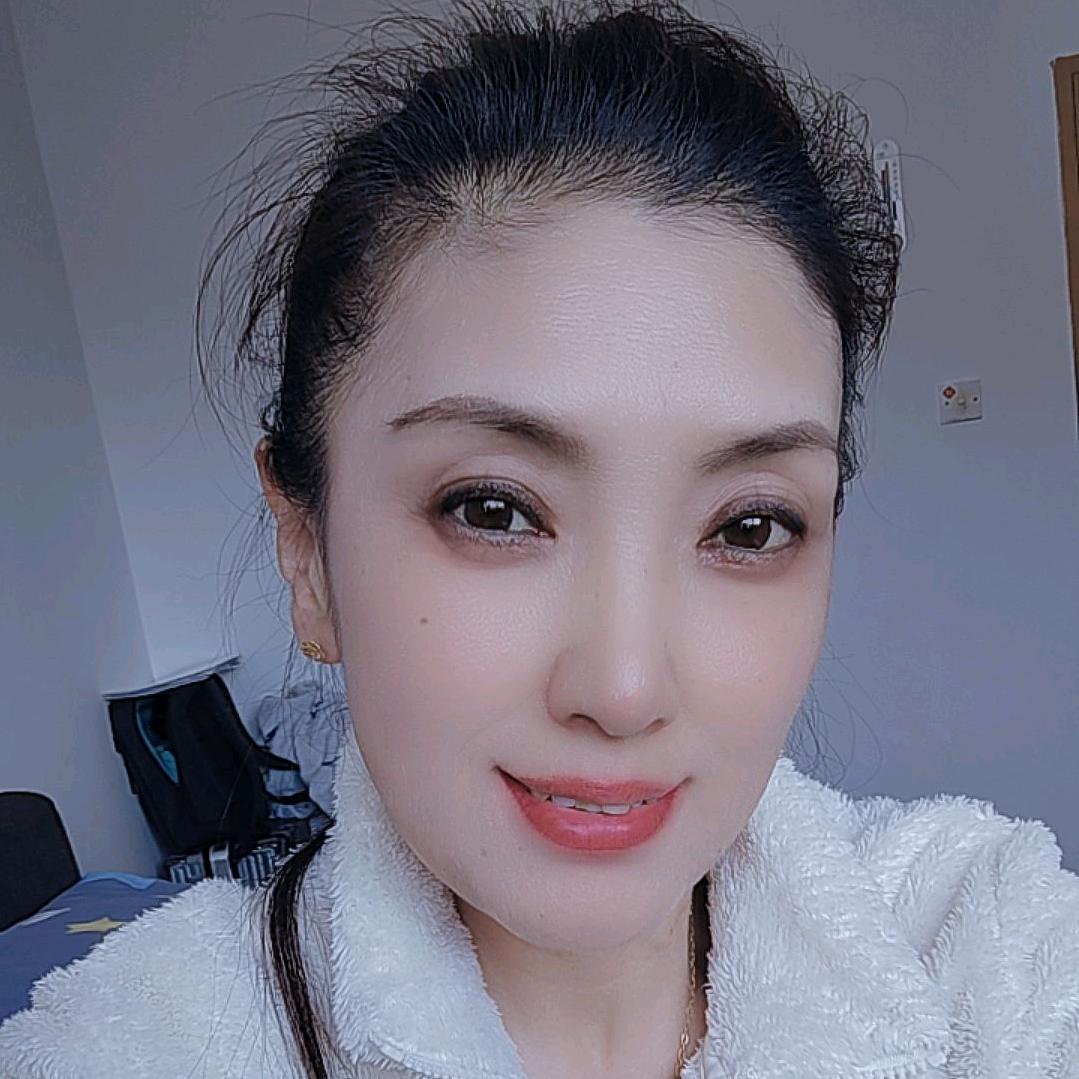 霞姐吖