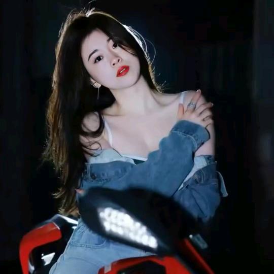 罗妮妮