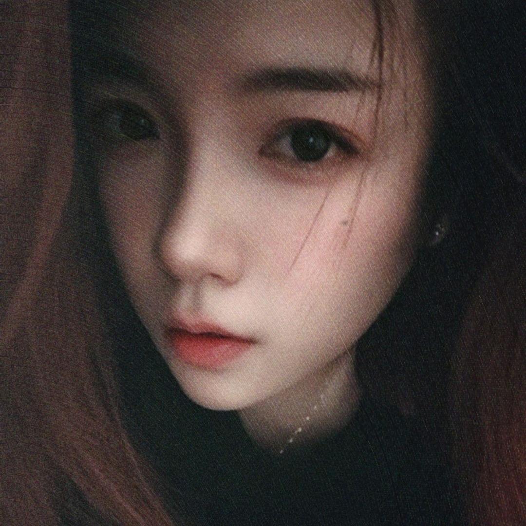 刘ᩚ🌙piàoliang೨