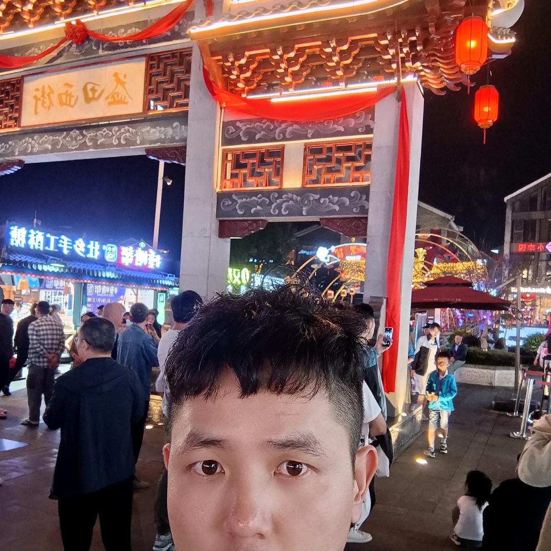 小朱朱挖野生山药，