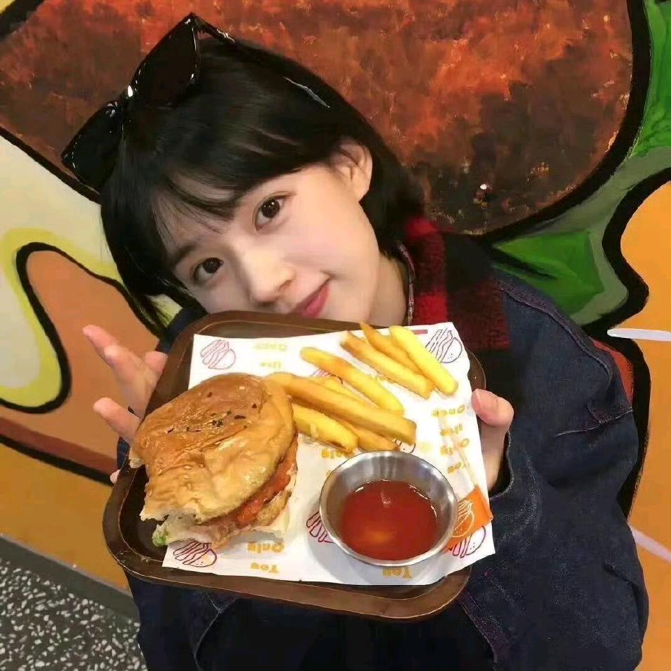 十二根薯条🍟(2w粉揪🎁🎁🎁)