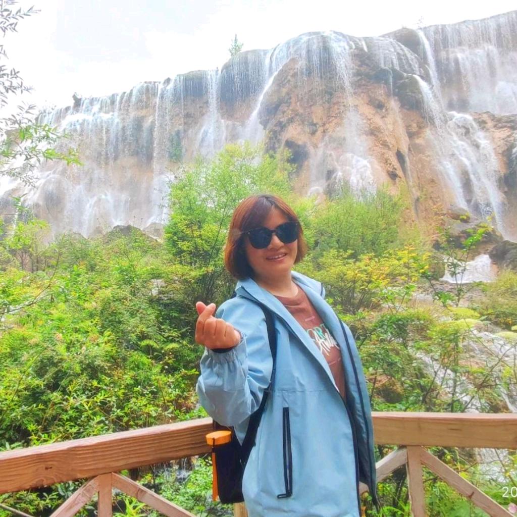 娜抹阳光