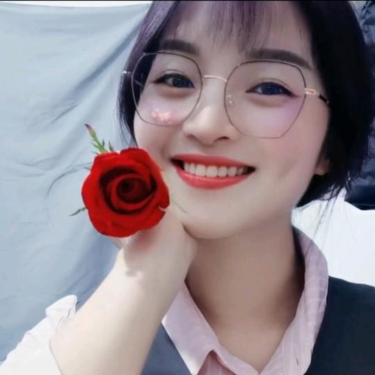 桃之夭夭💞💞💞