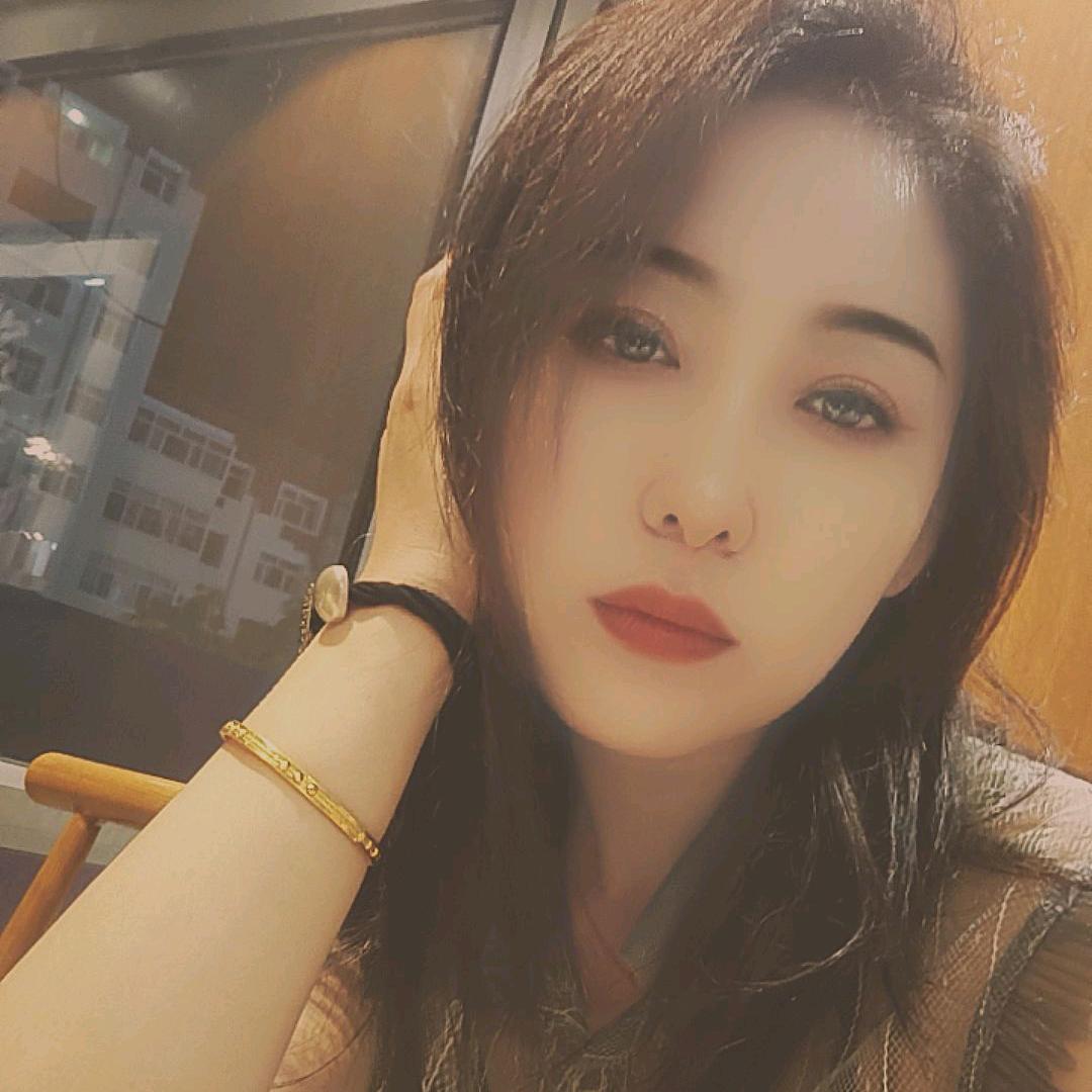 淡淡的女人