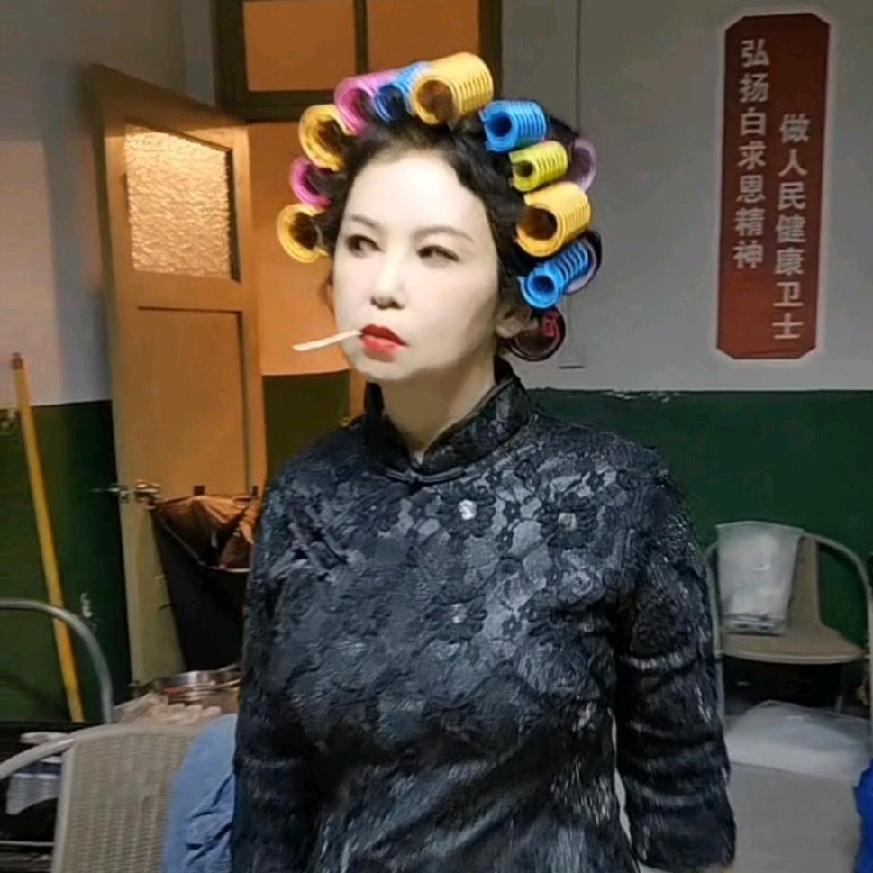 姚丽彤（短剧反派🍎）