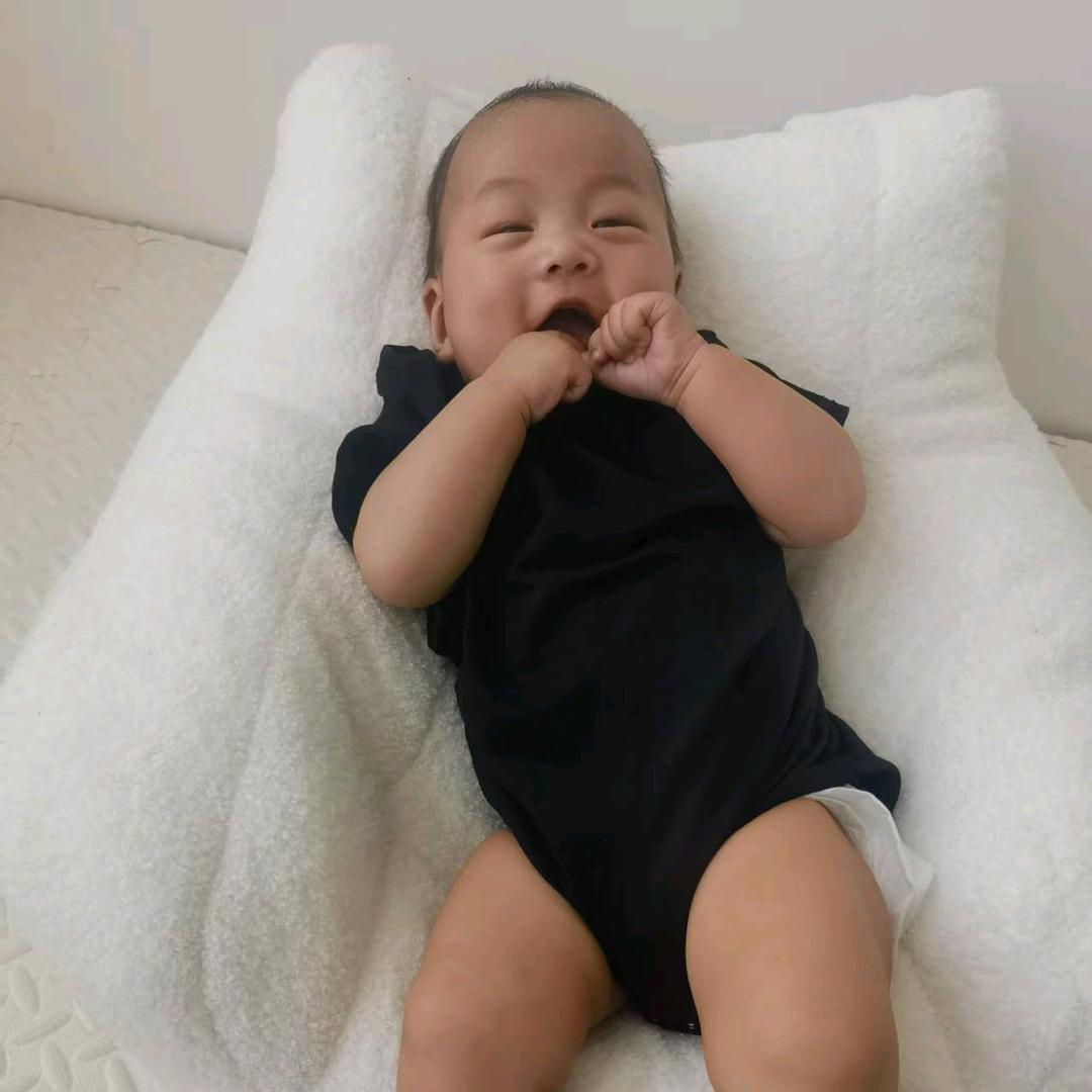 柒柒麻麻（哺乳期）