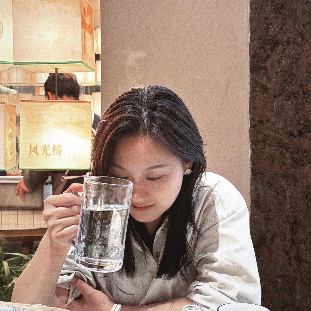 @小酒窝