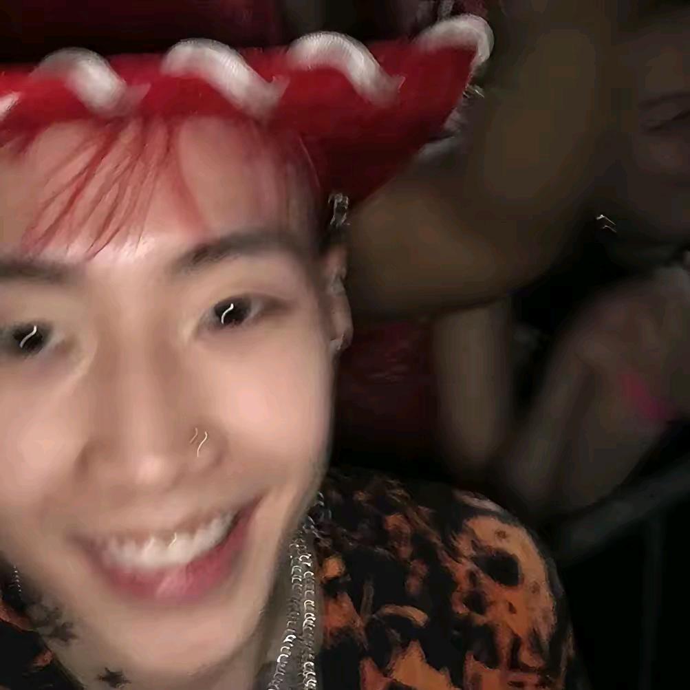 韩先生.等12.5万人