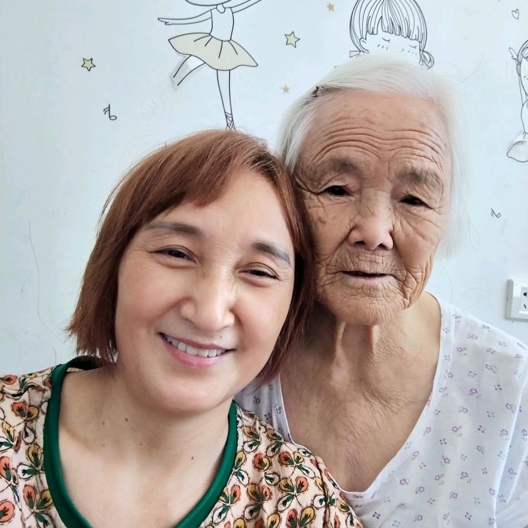 只认错与对.从不权钱低头