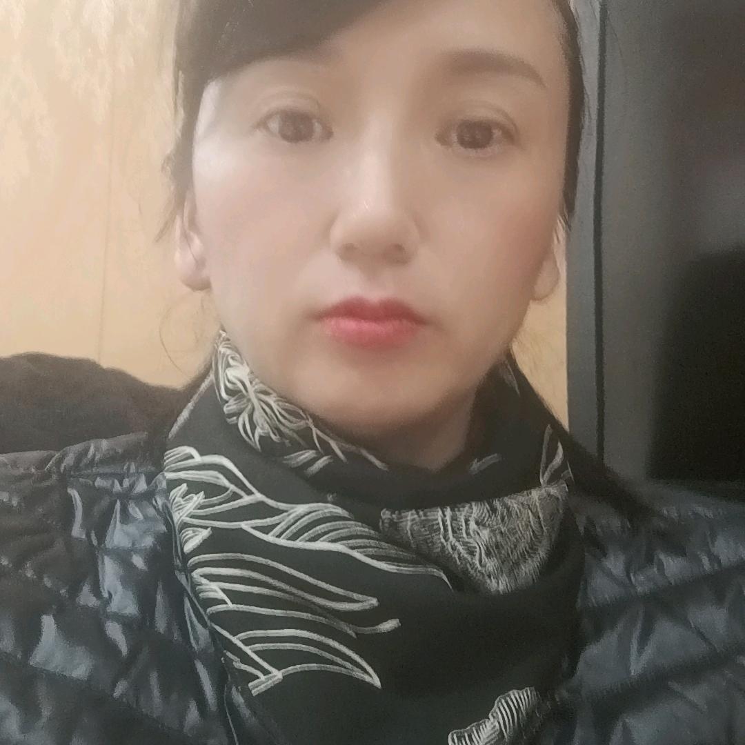 英子