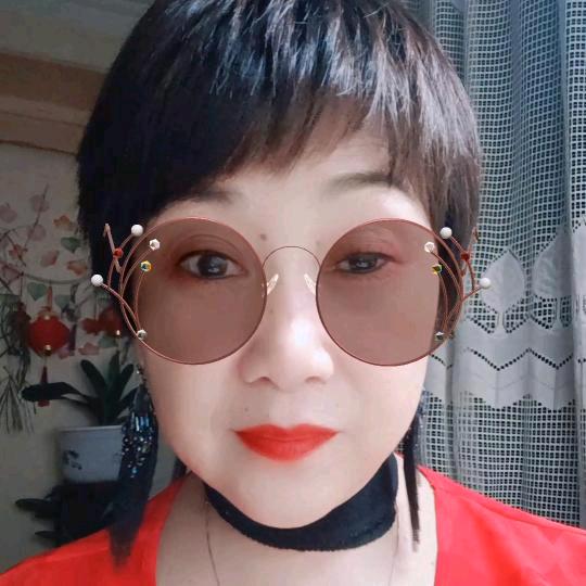 萝卜英子