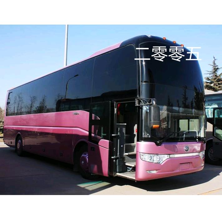 乐行客运大巴车