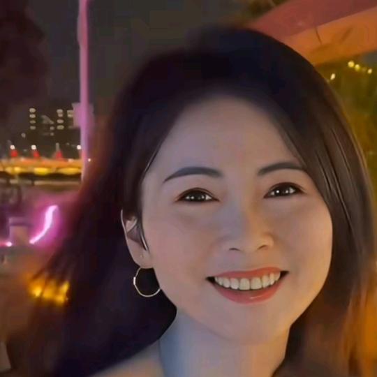 嘟嘟奶奶