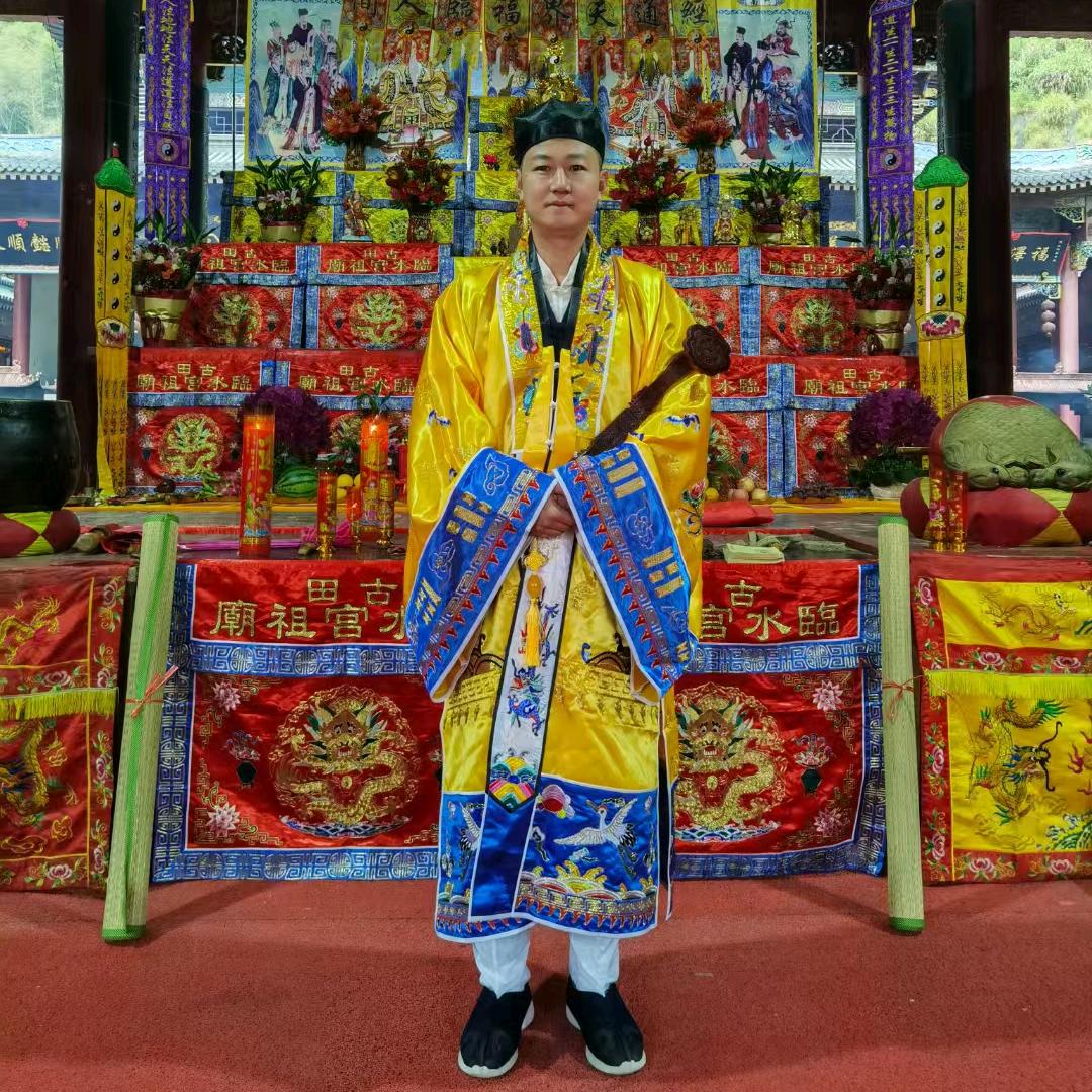 东北邪乎事（李奎佑）