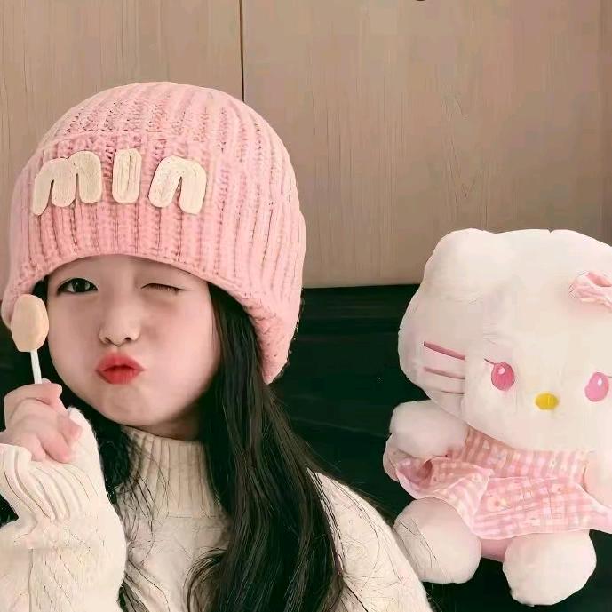 听说🍬🍬🍬很甜