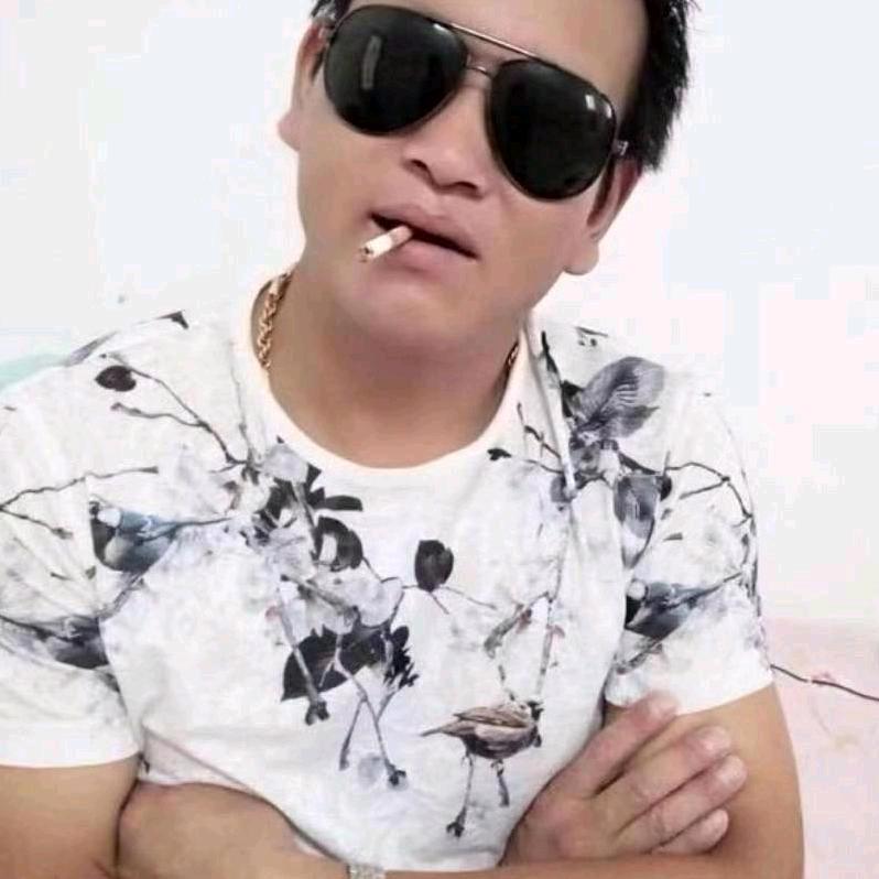 用心对人，，，，