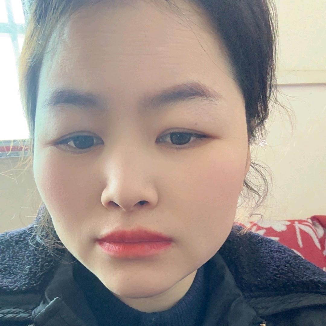 笑着敷衍🍓